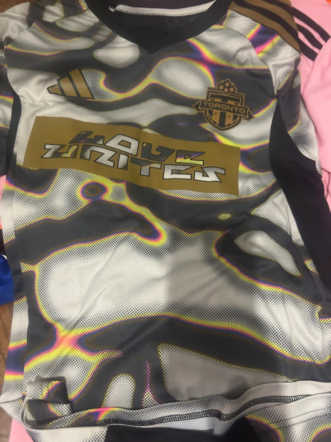 Soccer jerseys - photo 3