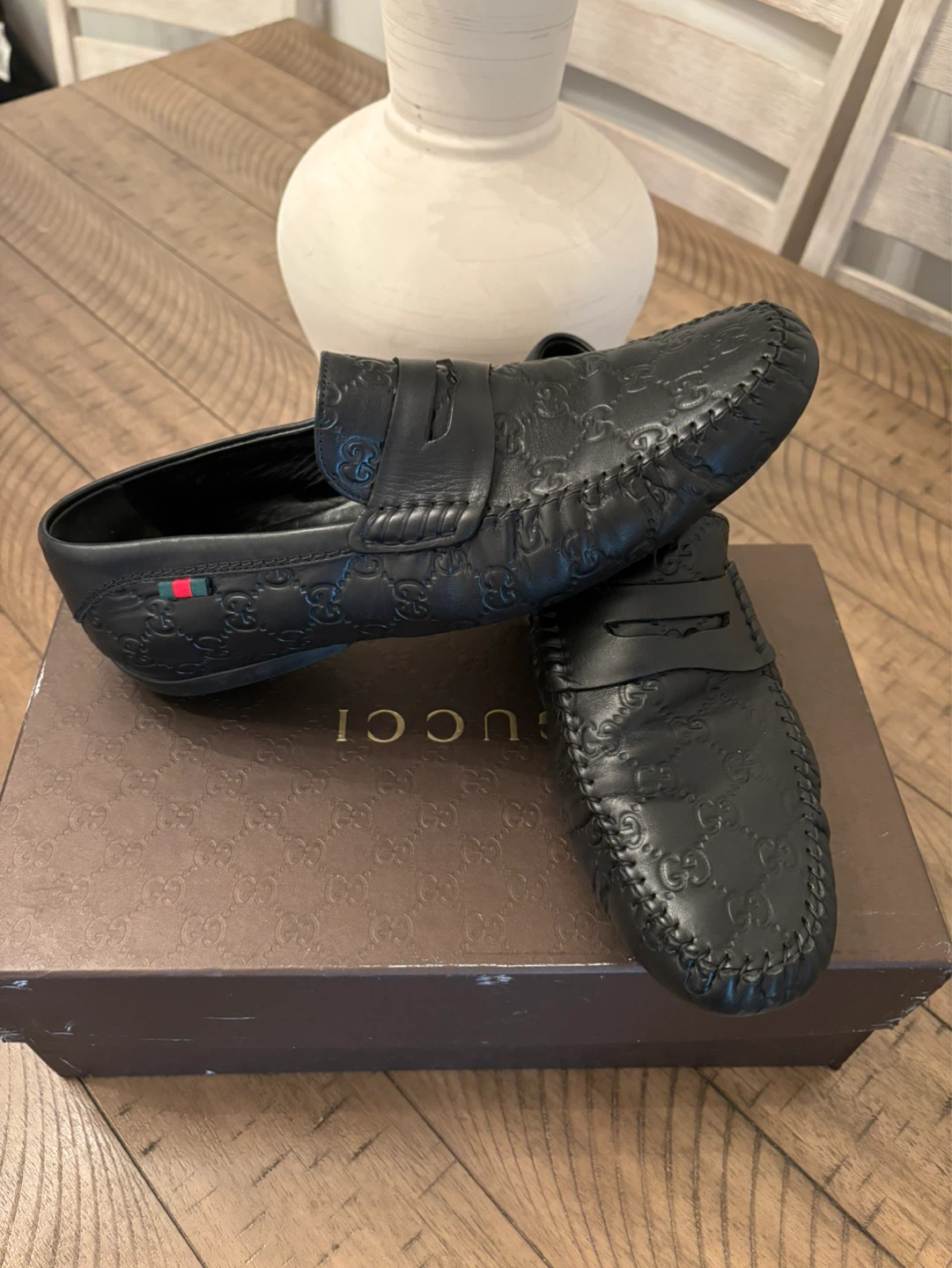 Gucci Black Monogram Leather Driving Loafers - photo 4