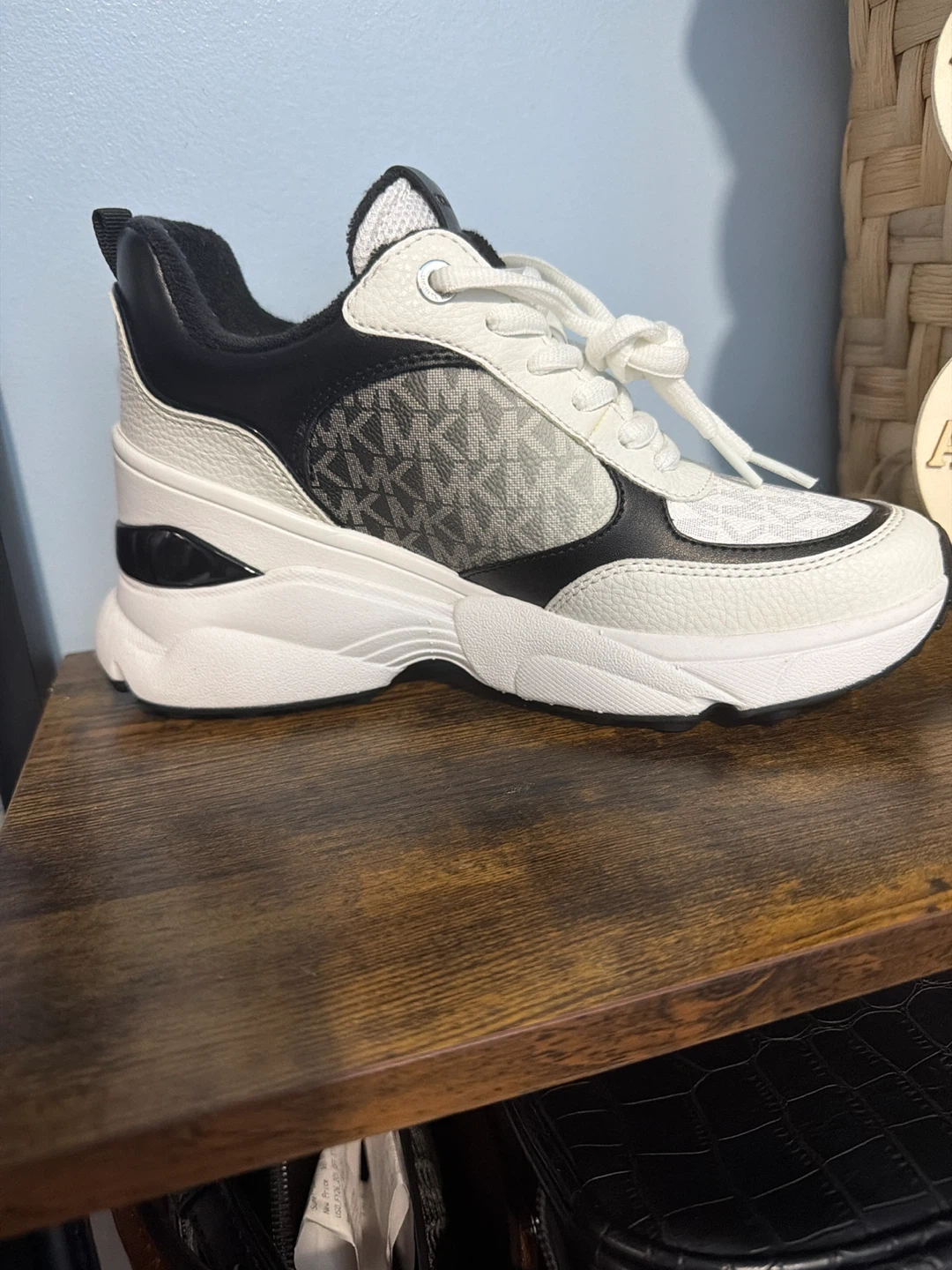 Michael Kors Women's White & Black Leather Sneakers - photo 4