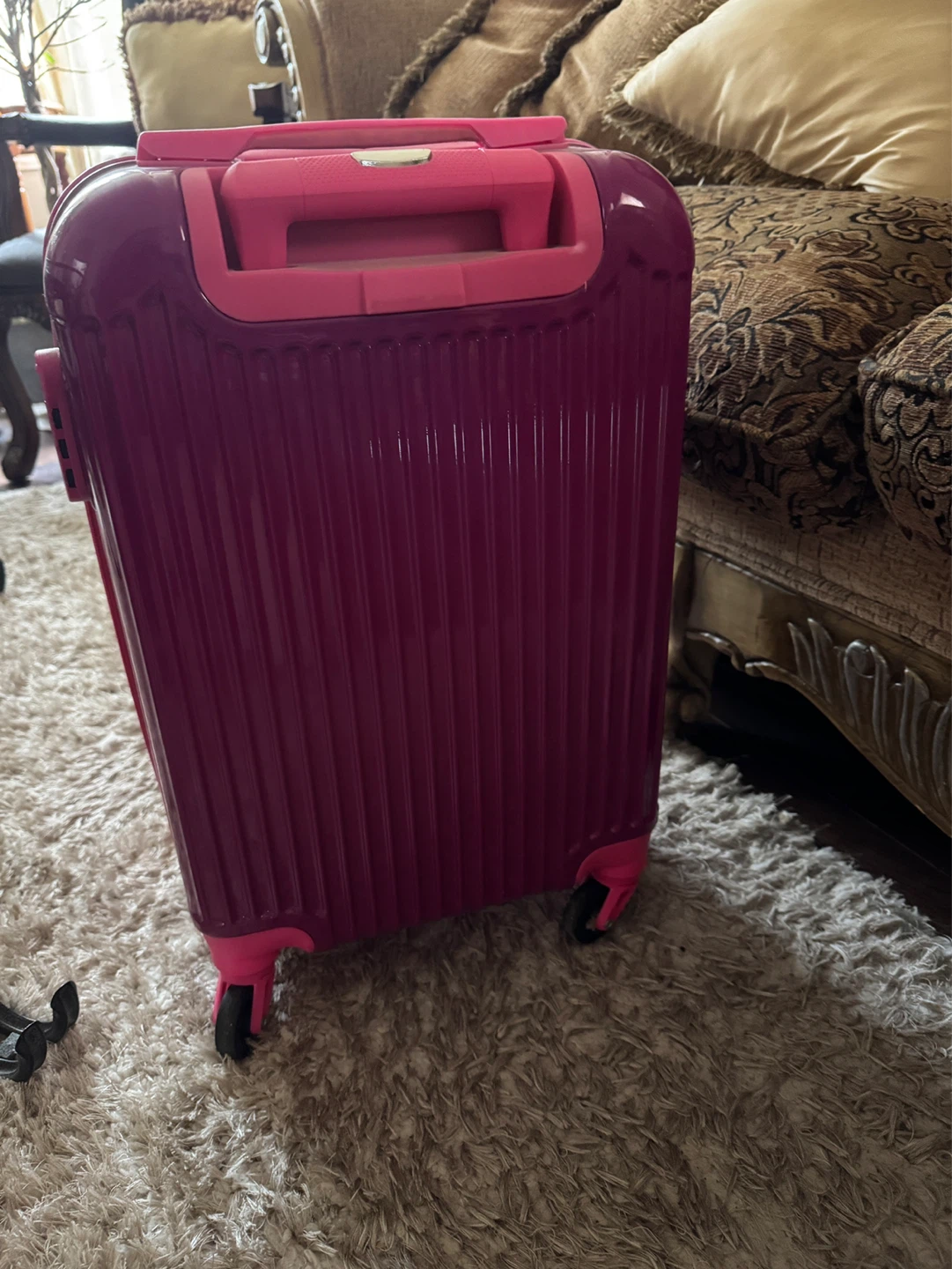 Disney Frozen Rolling carry on luggage - photo 2