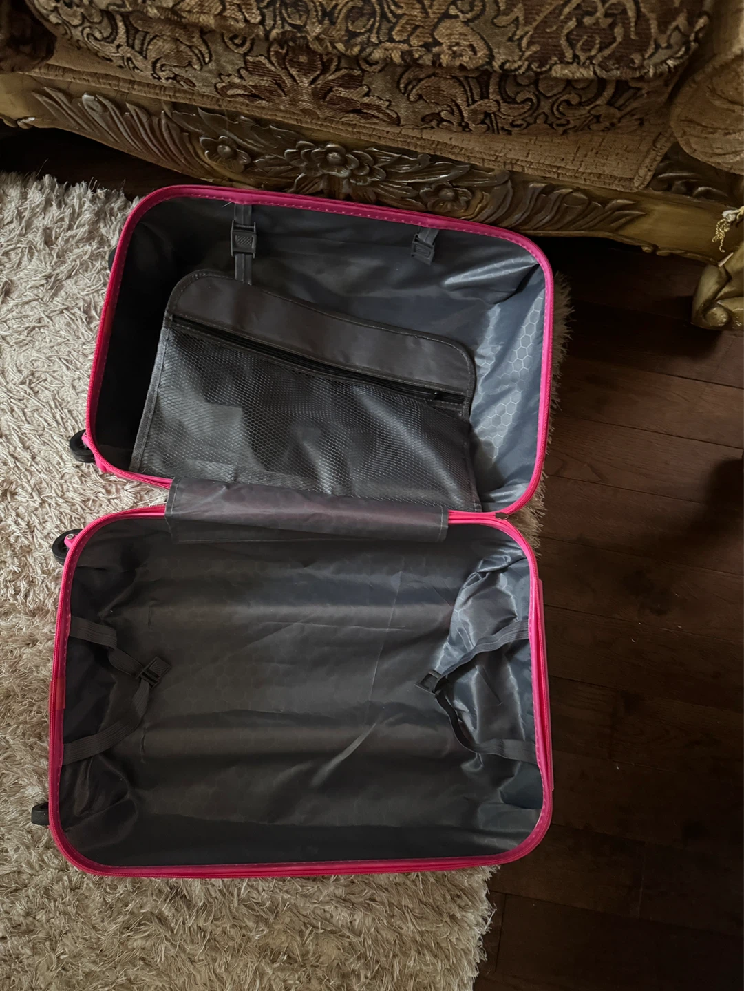 Disney Frozen Rolling carry on luggage - photo 4