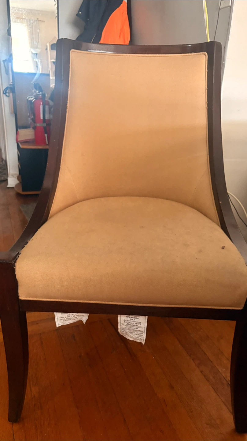 Round Glass Top Dining Table with Wooden Base