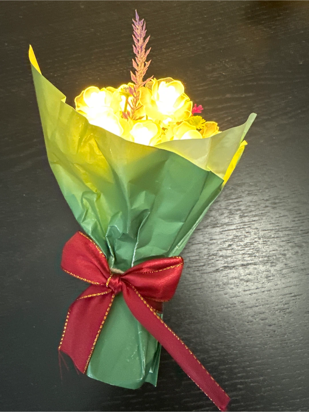 Decorative Light-Up Rose Bouquet (new) - photo 3