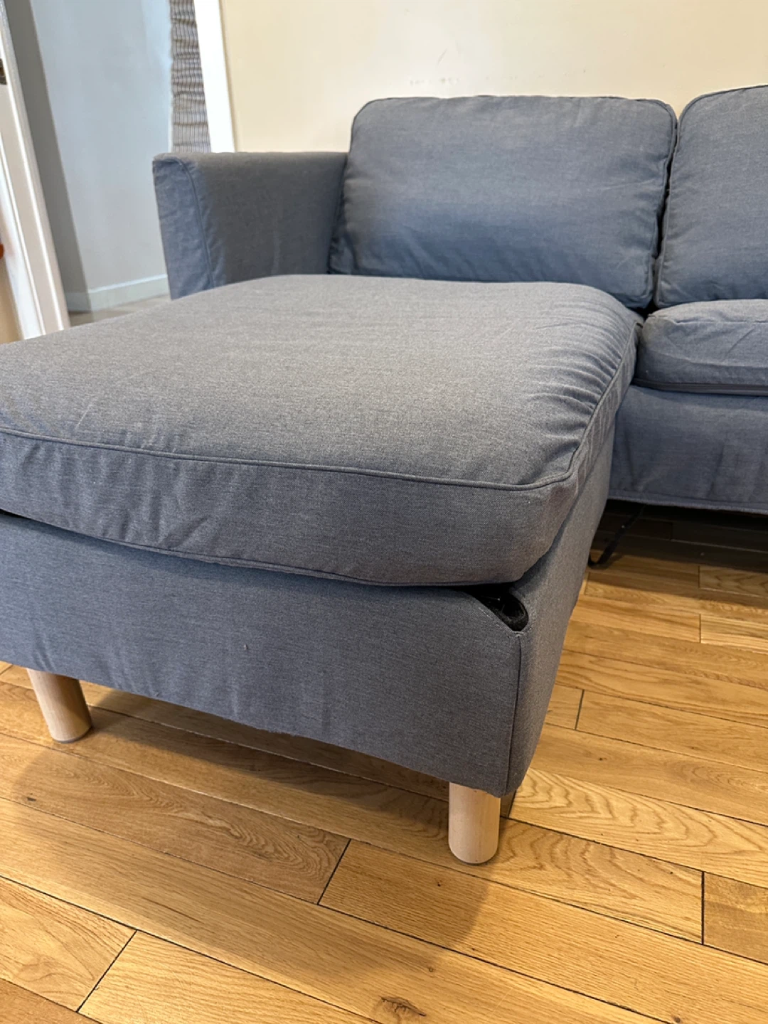 IKEA PÄRUP Sectional Sofa with Adjustable Chaise (CAN DELIVER) - photo 5