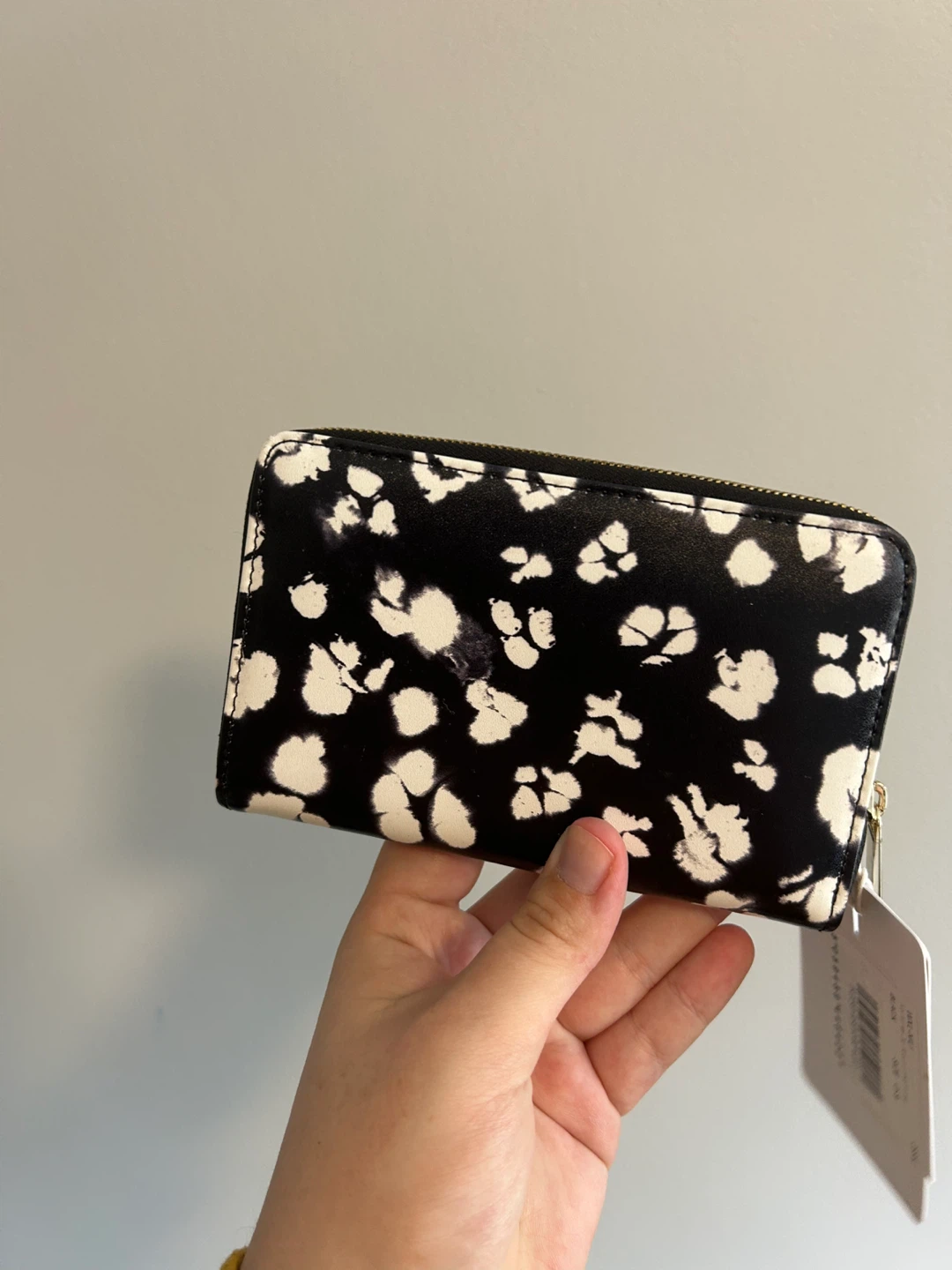 Ted Baker London Zip Around Midi Purse - Black Floral - photo 3