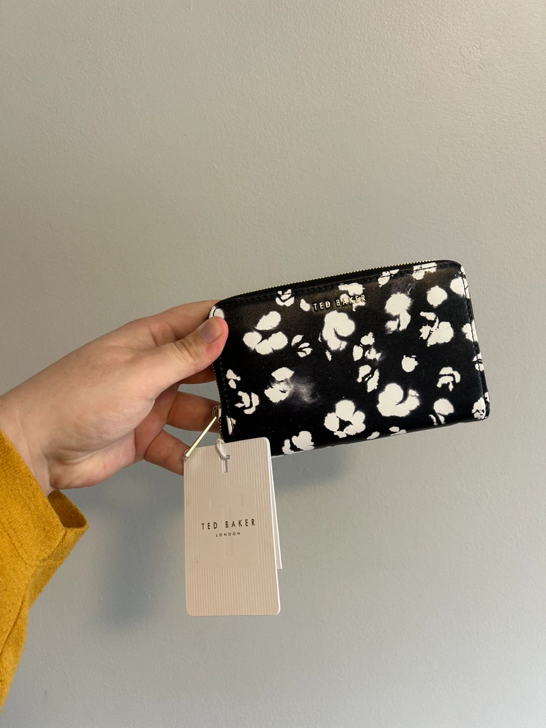 Ted Baker London Zip Around Midi Purse - Black Floral