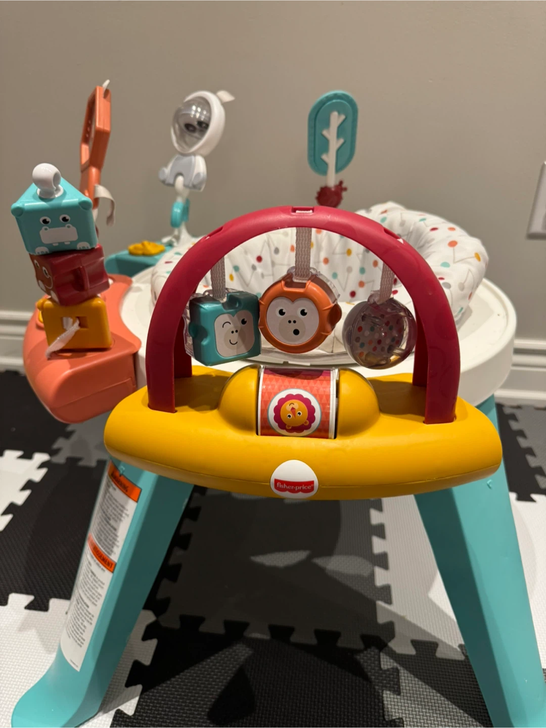 Fisher-Price spin and sort activity center - photo 3