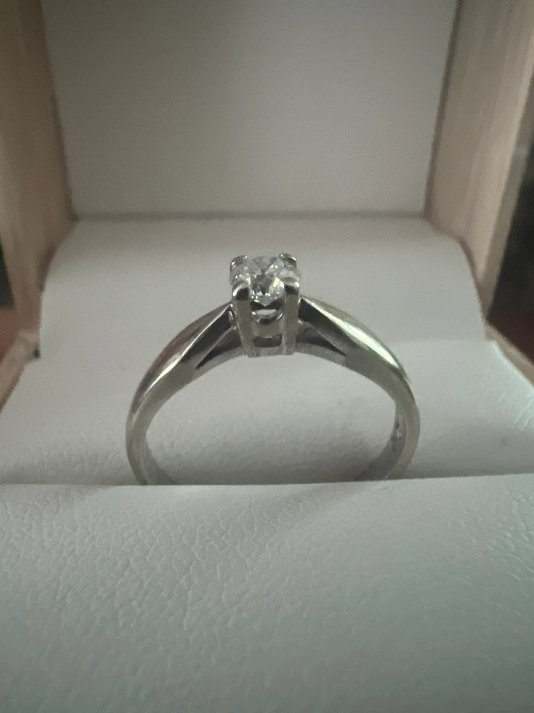 14K Gold Diamond Ring - photo 3