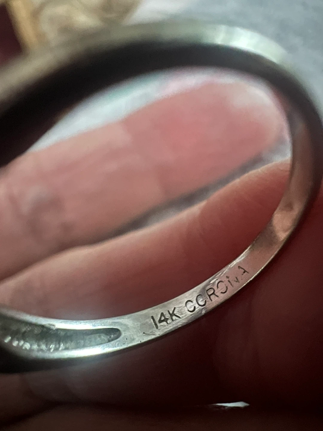 14K Gold Diamond Ring - photo 4