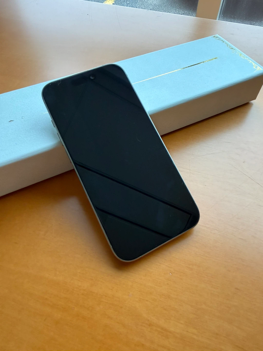 Apple iPhone 15 Pro (Natural Titanium) - photo 2