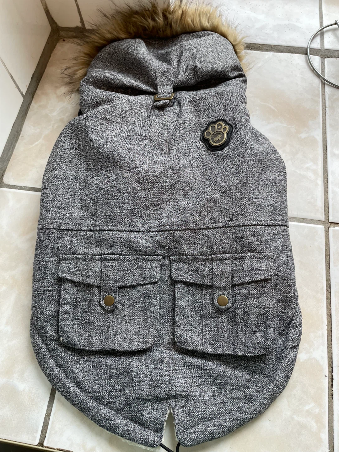 16” (17-25lbs) Canada Pooch Dog Winter Coat