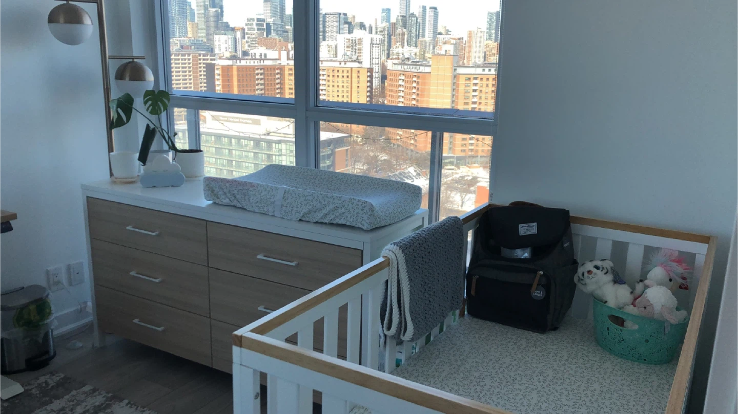 White Baby Crib with Wooden Accents - photo 2
