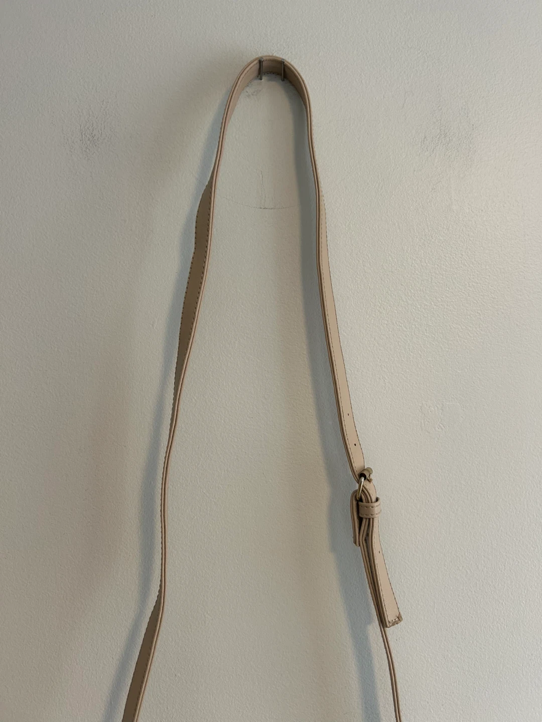 Summer & Rose Beige Perforated Crossbody Bag with Tassel - photo 4