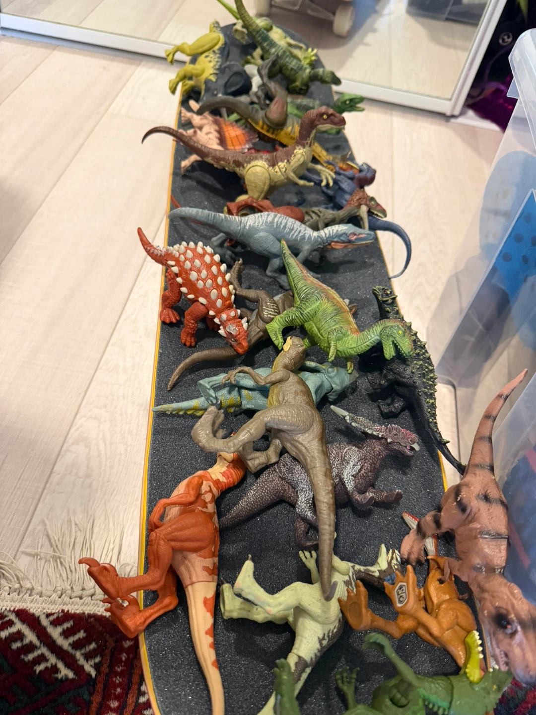Jurassic World dinosaurs - photo 3