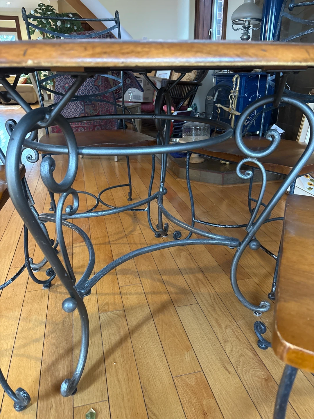 FREE! Round Wooden Table with Metal Chairs - photo 3