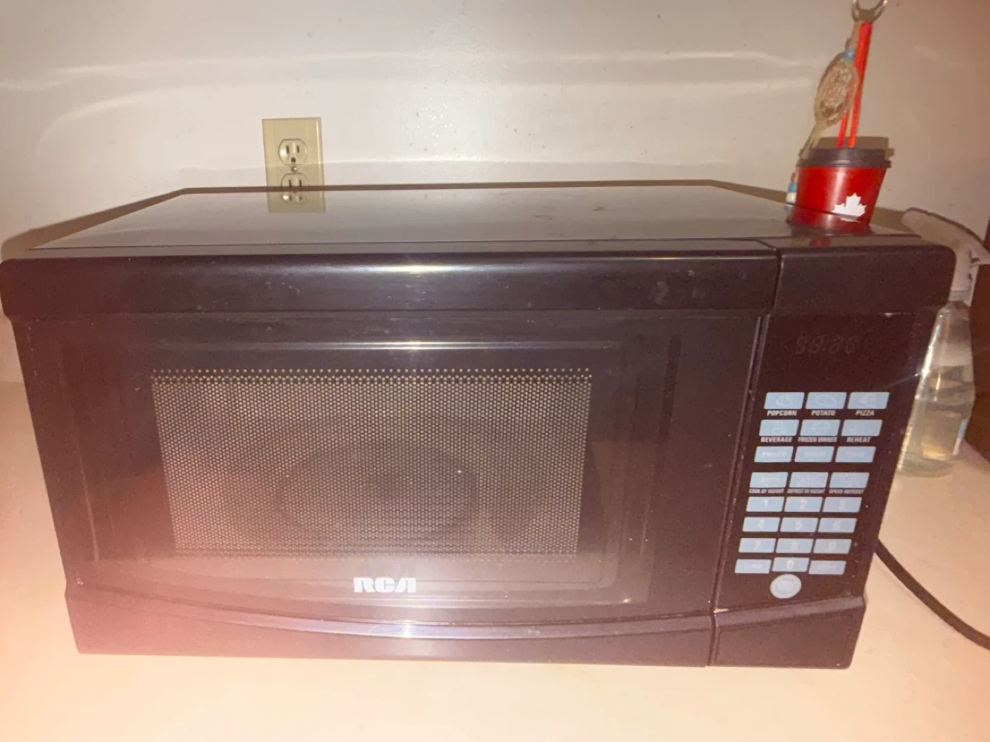 RCA Microwave - photo 4