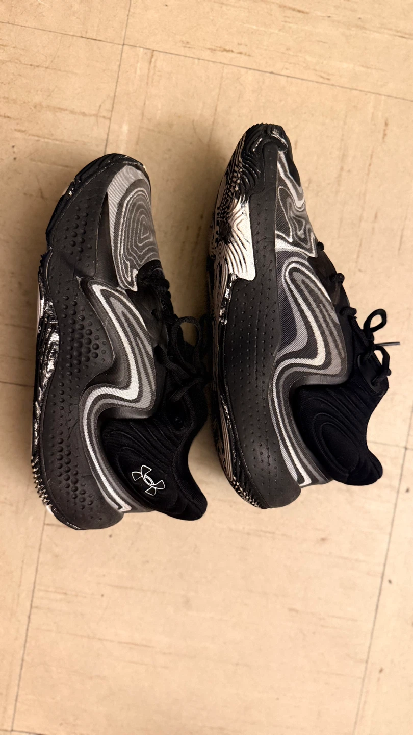 Under Armour Men's Running Shoes Black/White Size 8.5 - photo 3