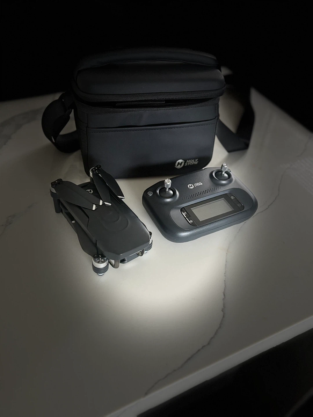 Holy Stone HS175G Drone with Controller and Bag - photo 2