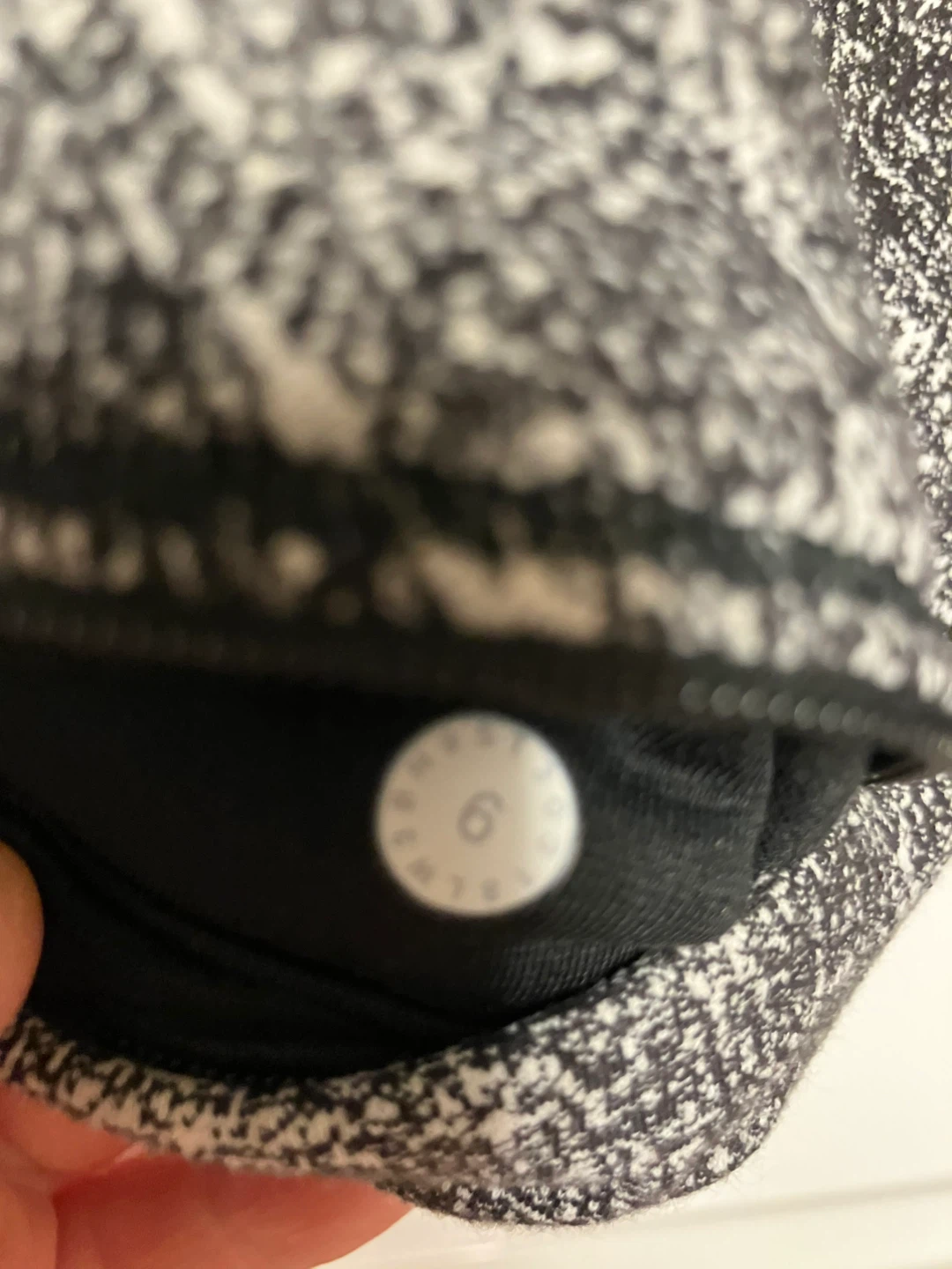 Lululemon Athletica Grey Marled Zip-Up Jacket Size 6 - photo 5