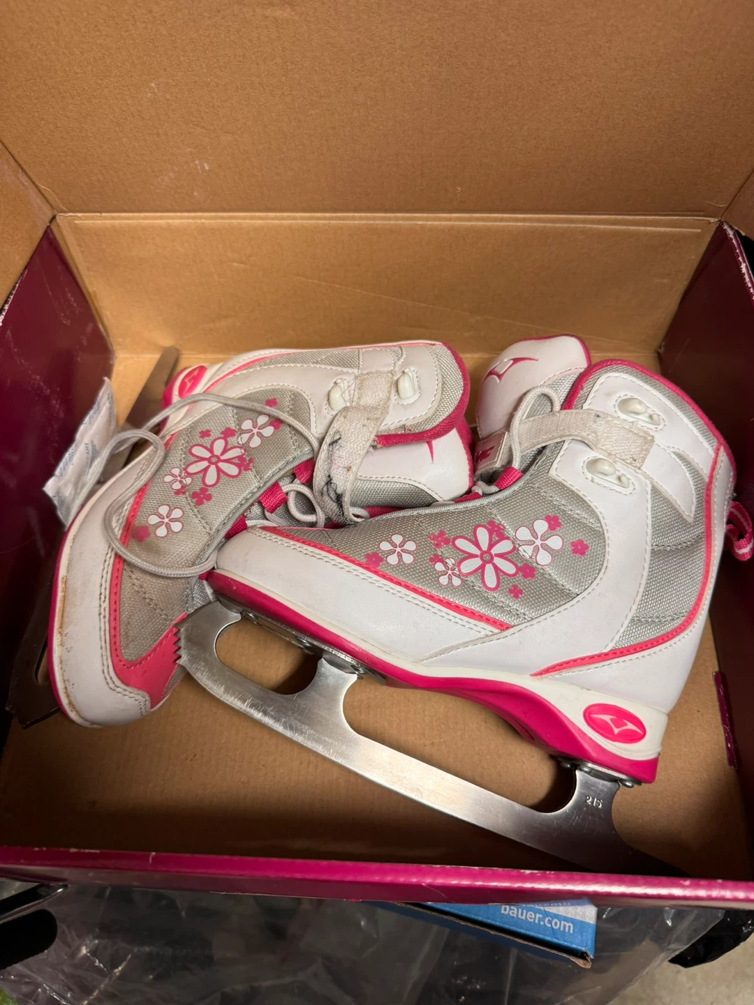 Girls Figure Skates - Size J2 - photo 2