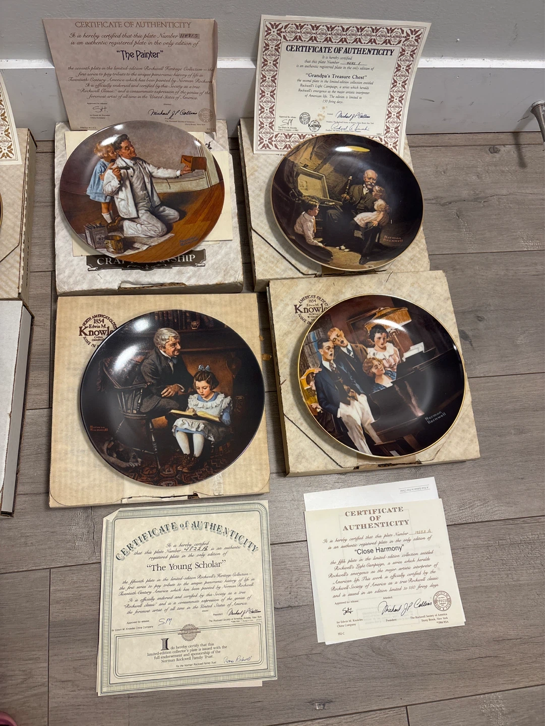Collection of 12 Limited Edition Collector Plates by Knowles - photo 2