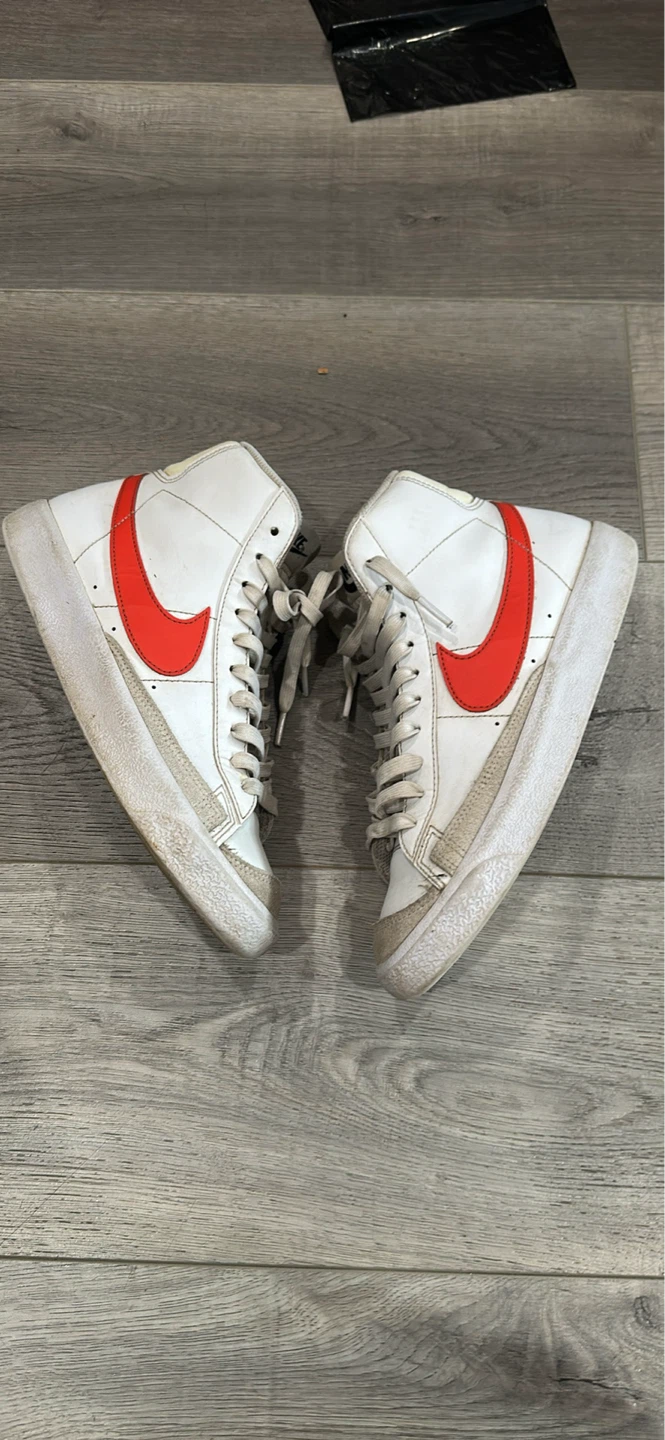 Nike Blazer Mid '77 Vintage High Top Sneakers