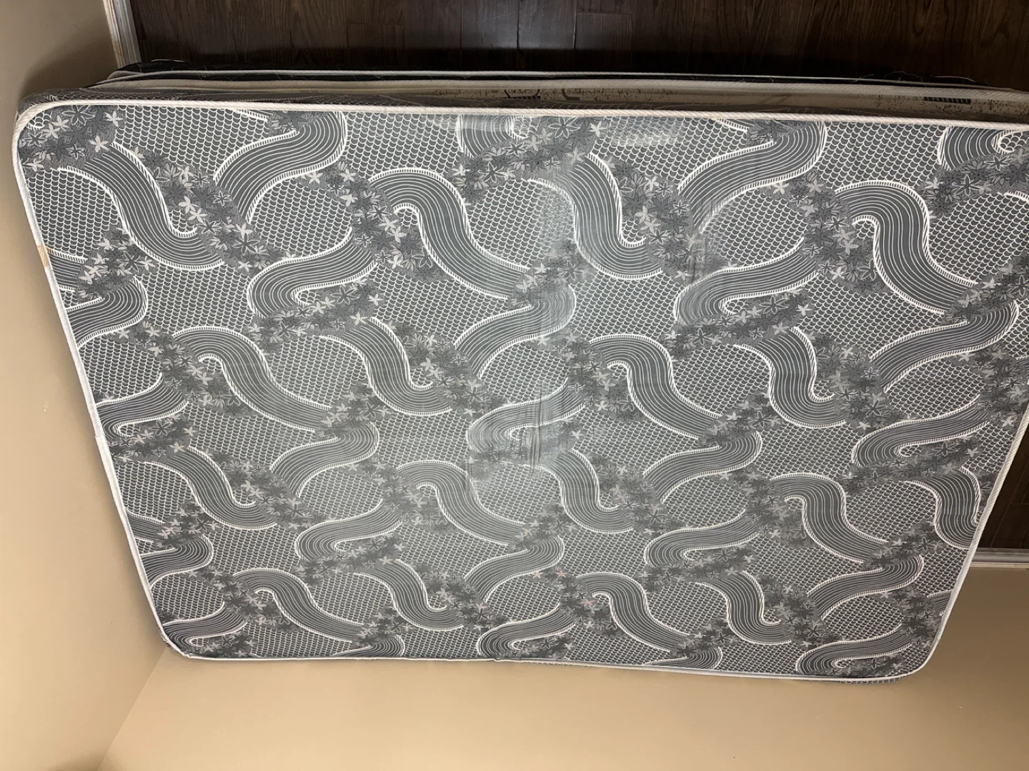 Mattress with Grey Pattern 🌱 - photo 2