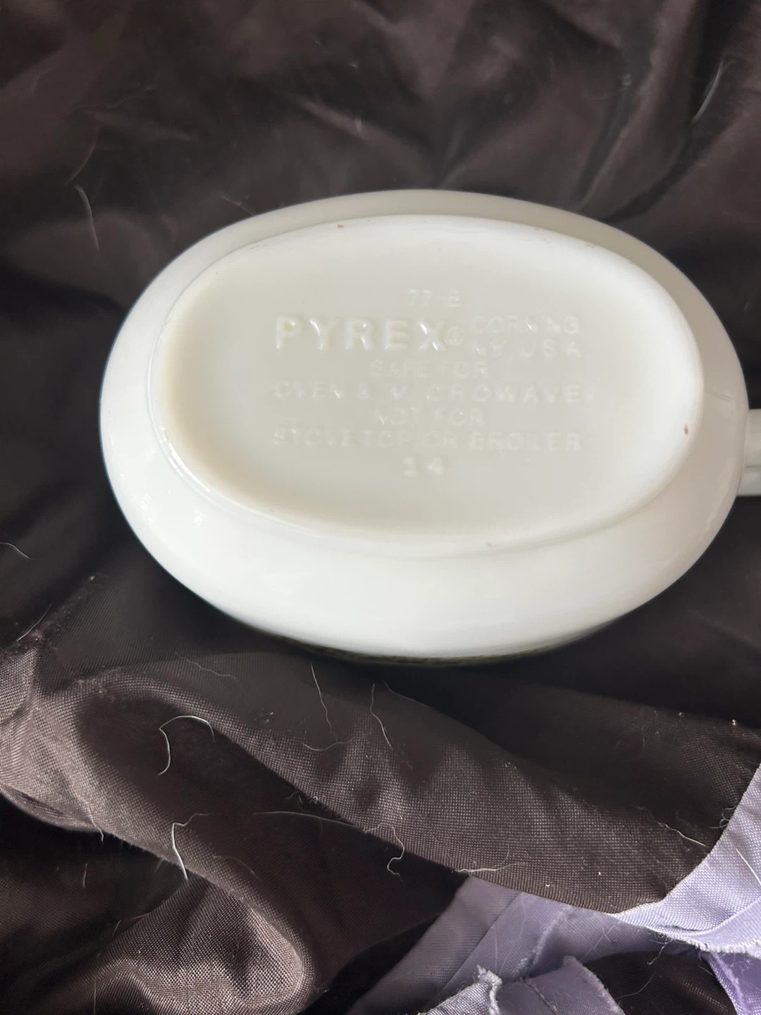 Pyrex Crazy Daisy Gravy Boat with Underplate - photo 3