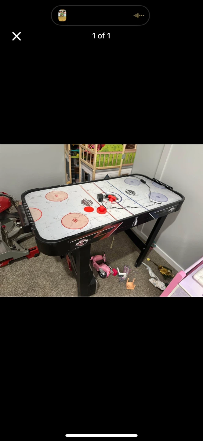 Air Hockey Table
