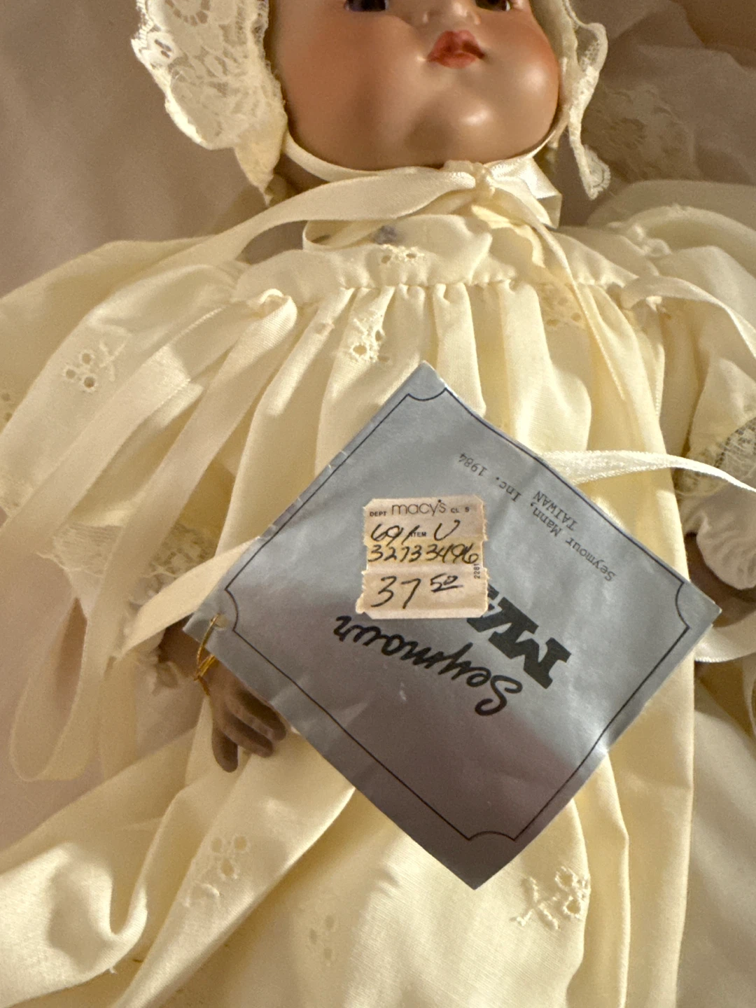 Seymour Mann Doll Collectors Guild Seal of Authenticity - photo 3