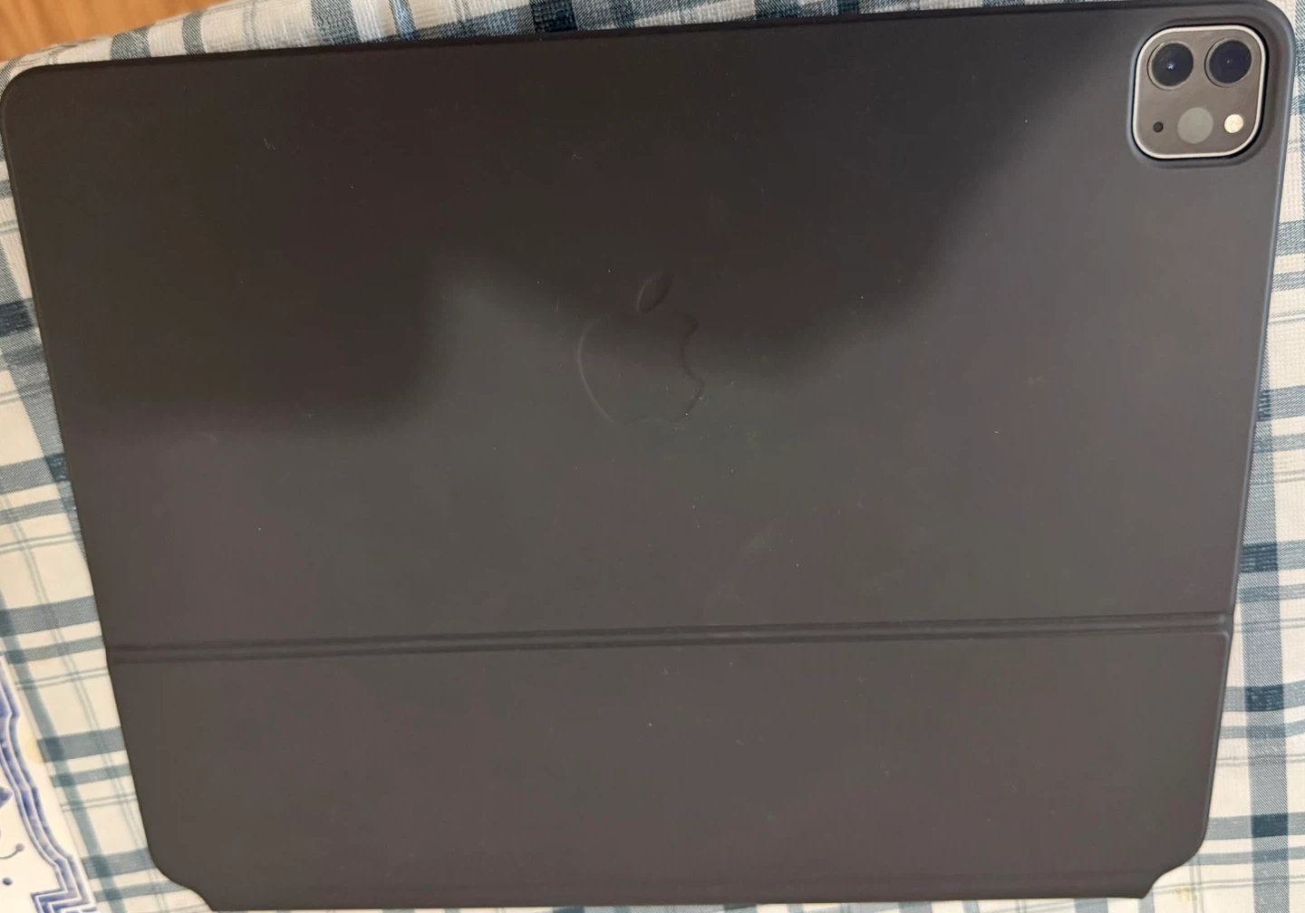 Like-New Feel iPad Pro 12.9" M1 256GB Bundle with Magic Keyboard - photo 4