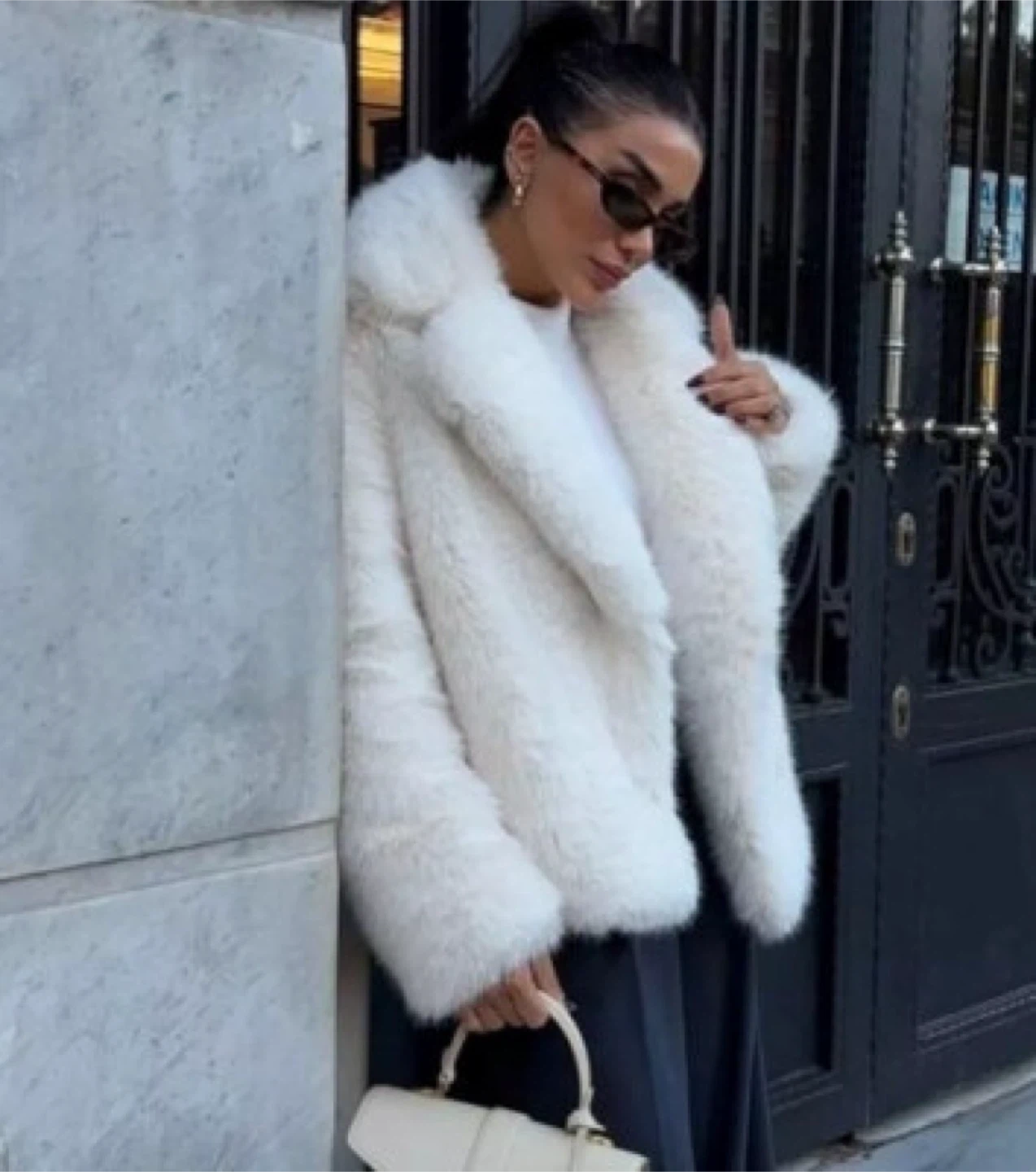Zara White Faux Fur Jacket - photo 2