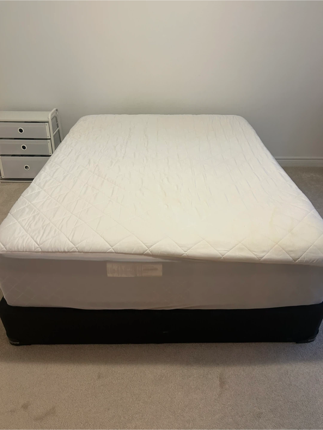 Kingsdown Queen Size Mattress with Box Spring - photo 2