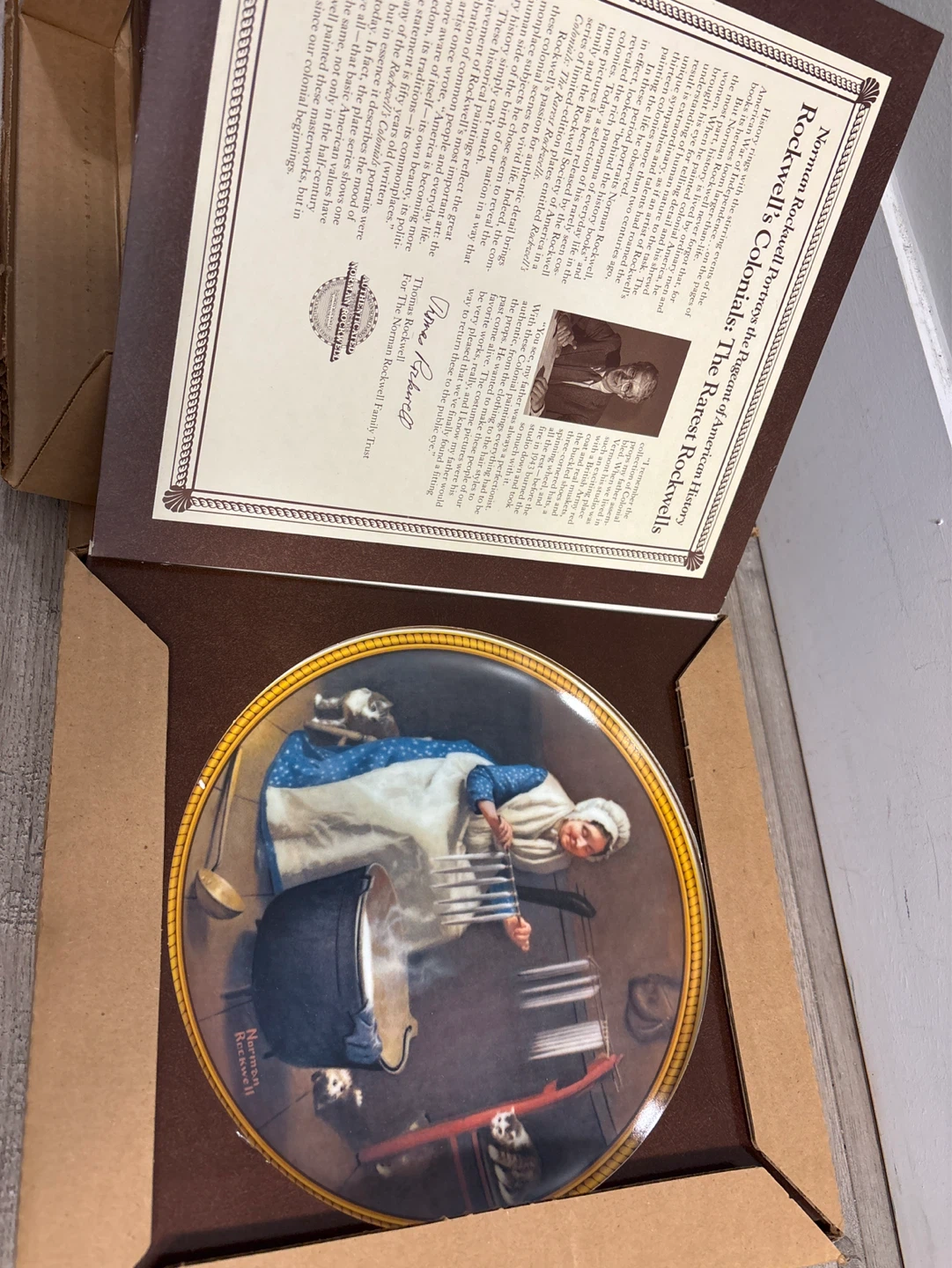 Edwin M. Knowles "Words of Comfort" Collector Plate - photo 5