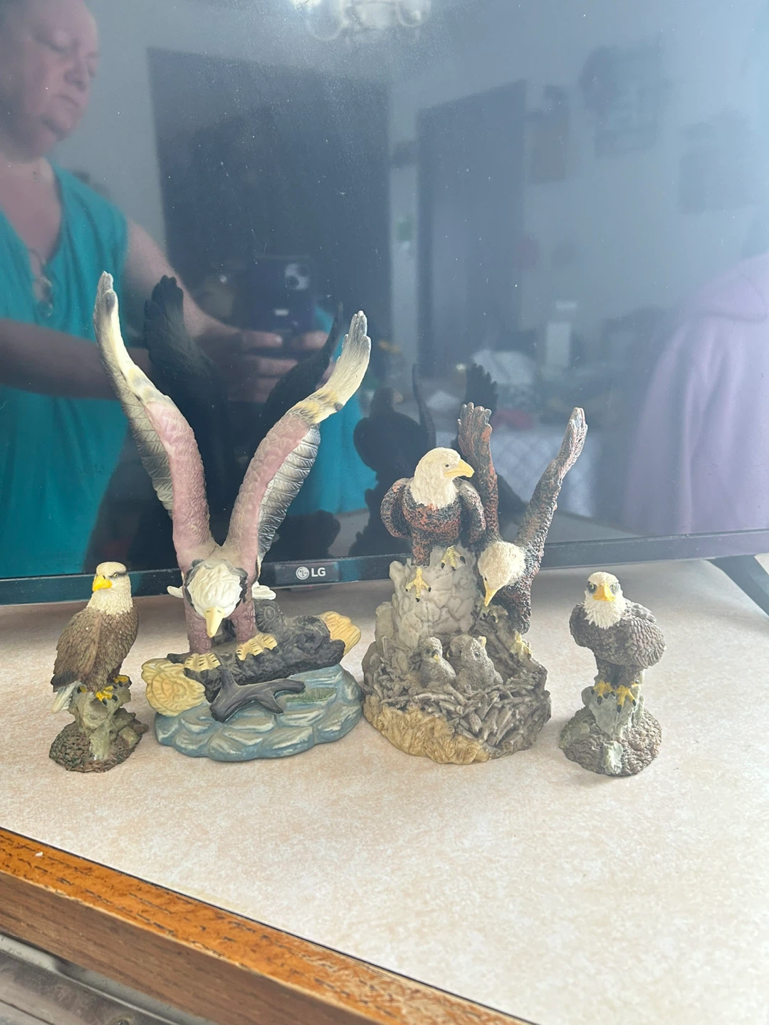 Set of 4 Eagle Figurines - photo 2