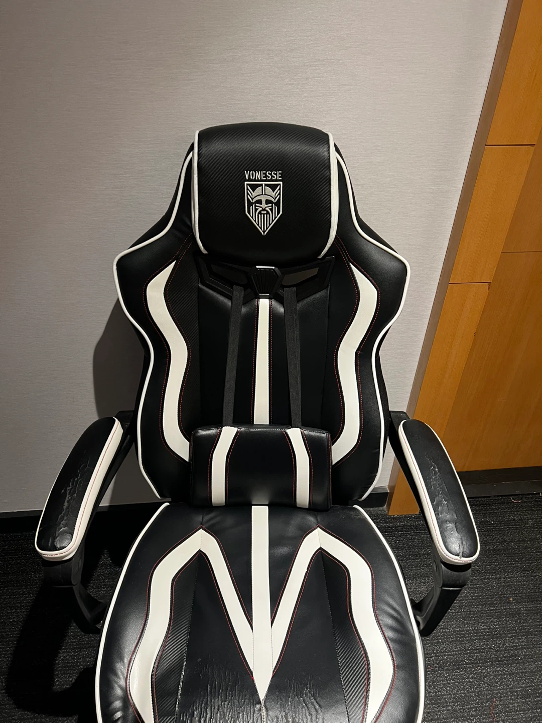 Vonesse Gaming Chair