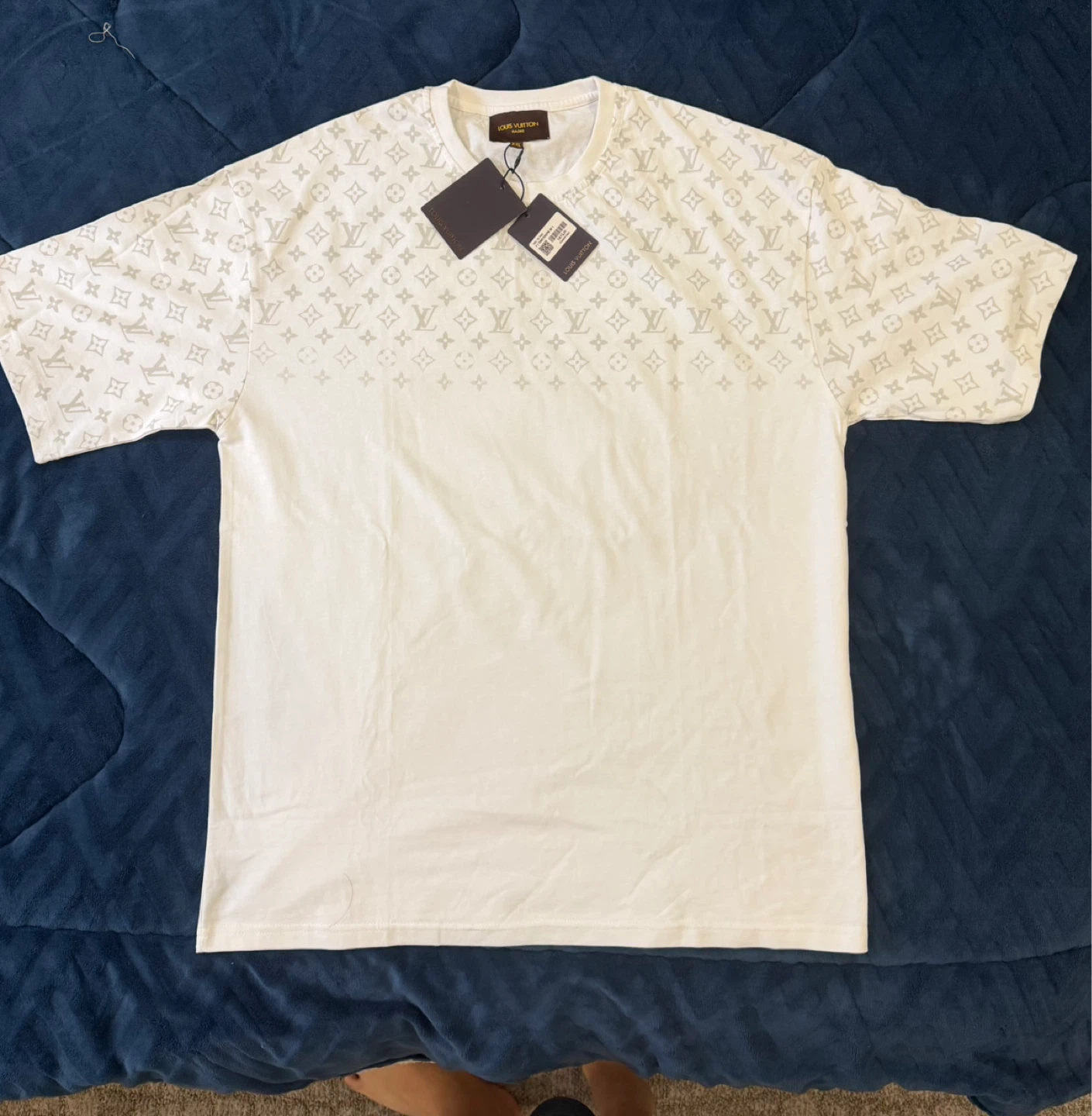 Louis Vuitton Monogram T-Shirt XXL (fits a large)