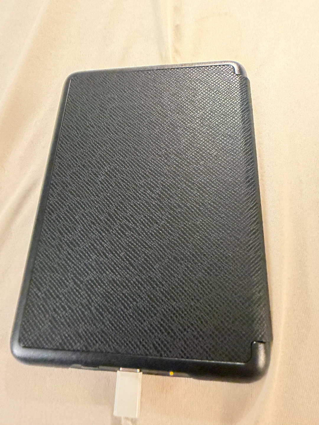 Kindle (11th Gen) E-Reader with Cover - photo 4