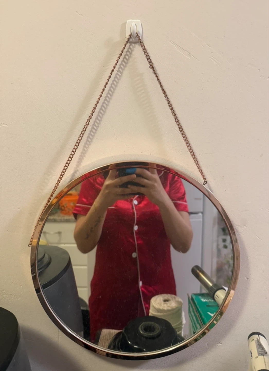 Round Wall Mirror with Rose Gold Chain