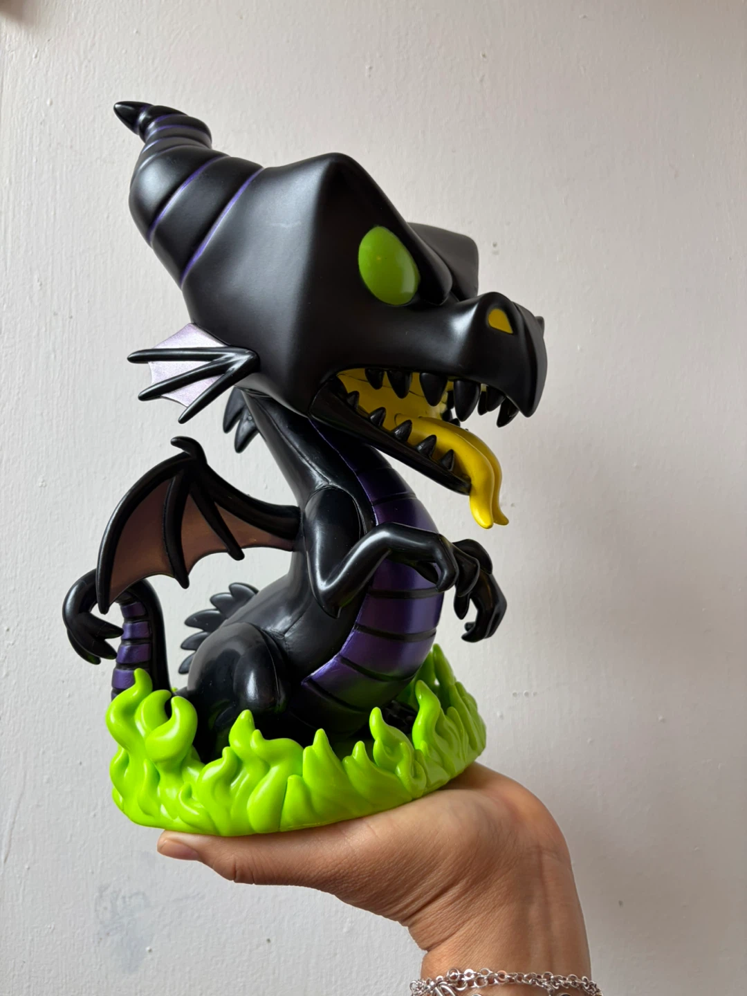 Maleficent Dragon - photo 2