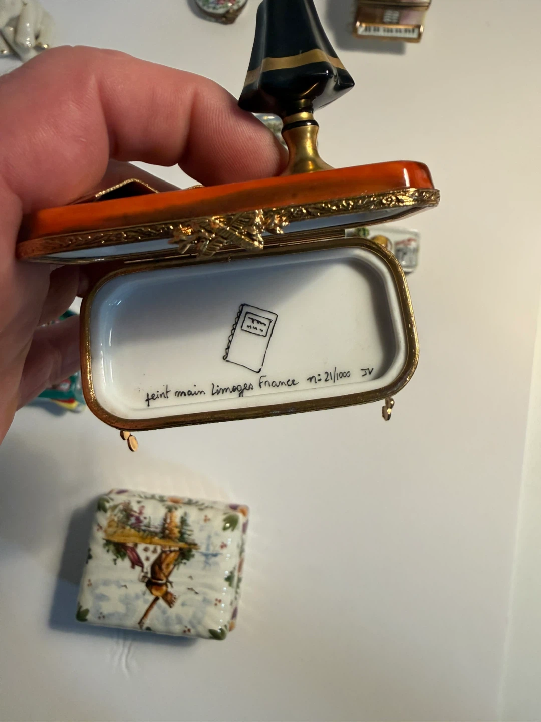 Limoges France Hinged Trinket Box - photo 2