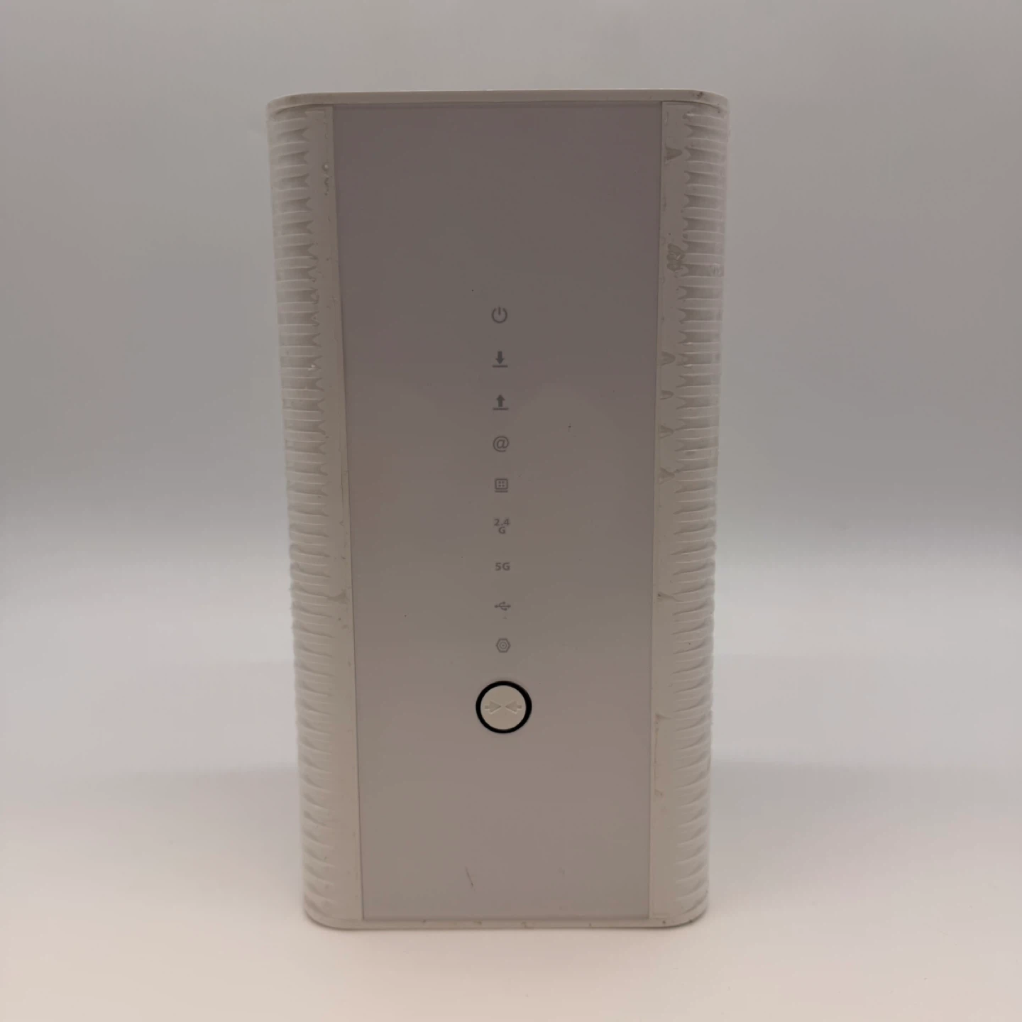 Hitron CODA-4582U WiFi Modem Router Dual Band Cable Gateway