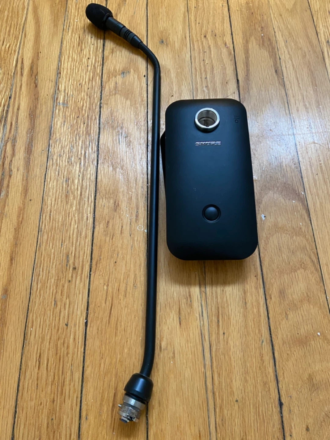 Shure ULX-D Wireless Gooseneck Microphone Transmitter - photo 5