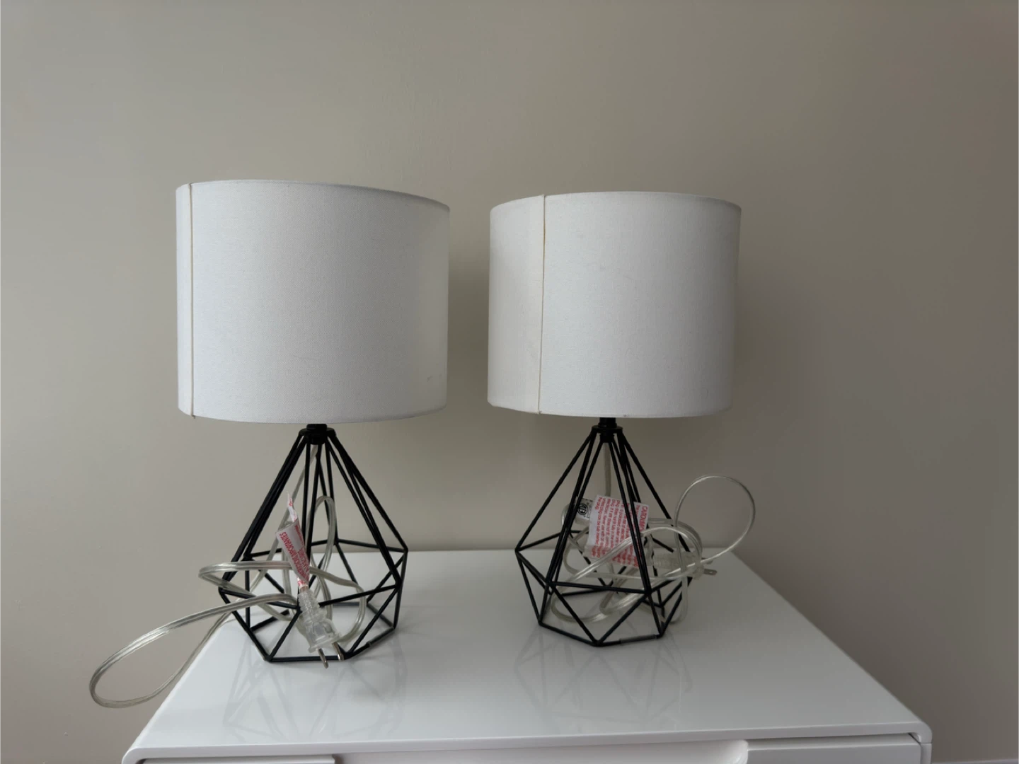 2 Bedside Lamps