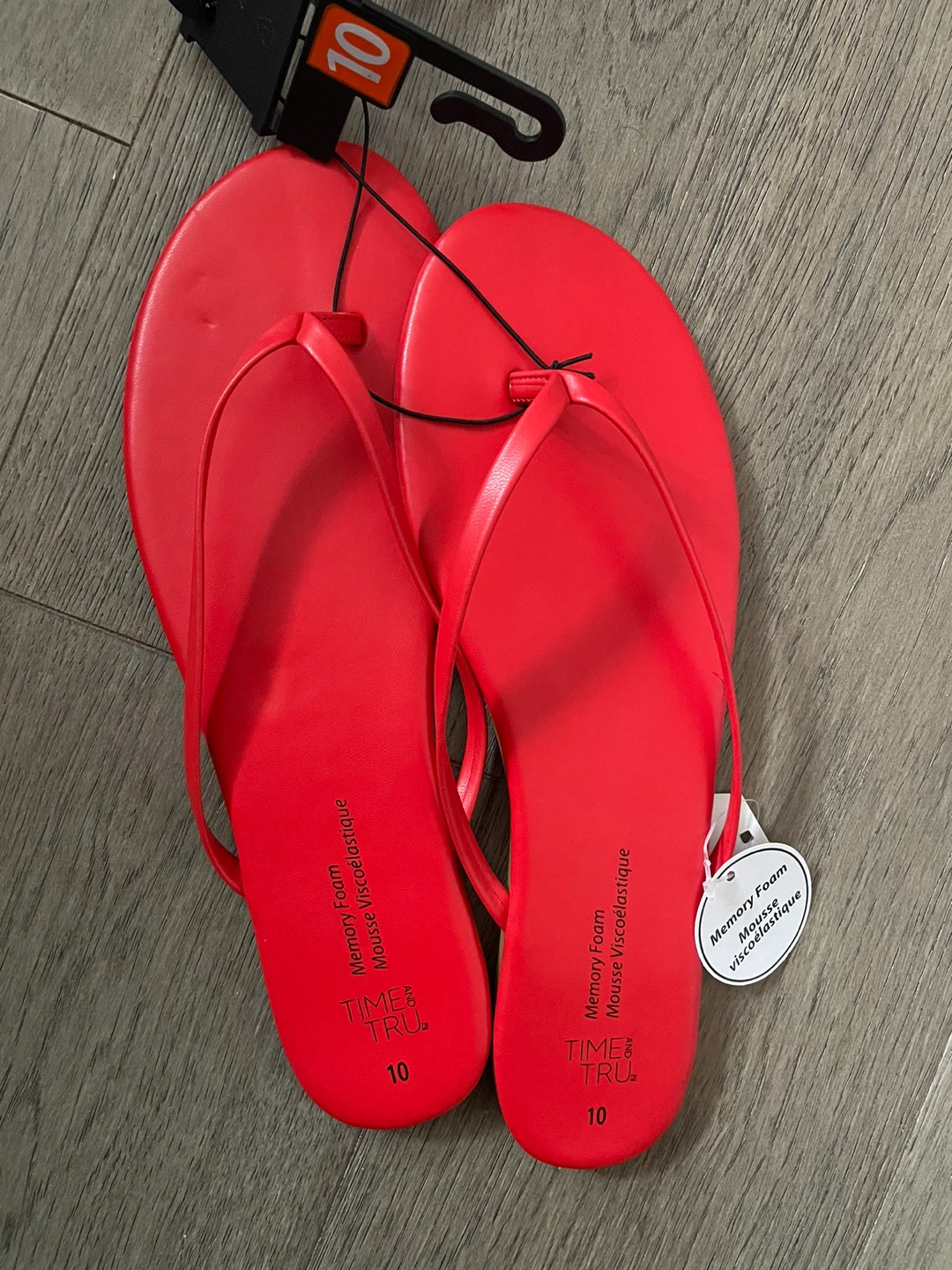 NEW! Women's Flip Flops - Size 10