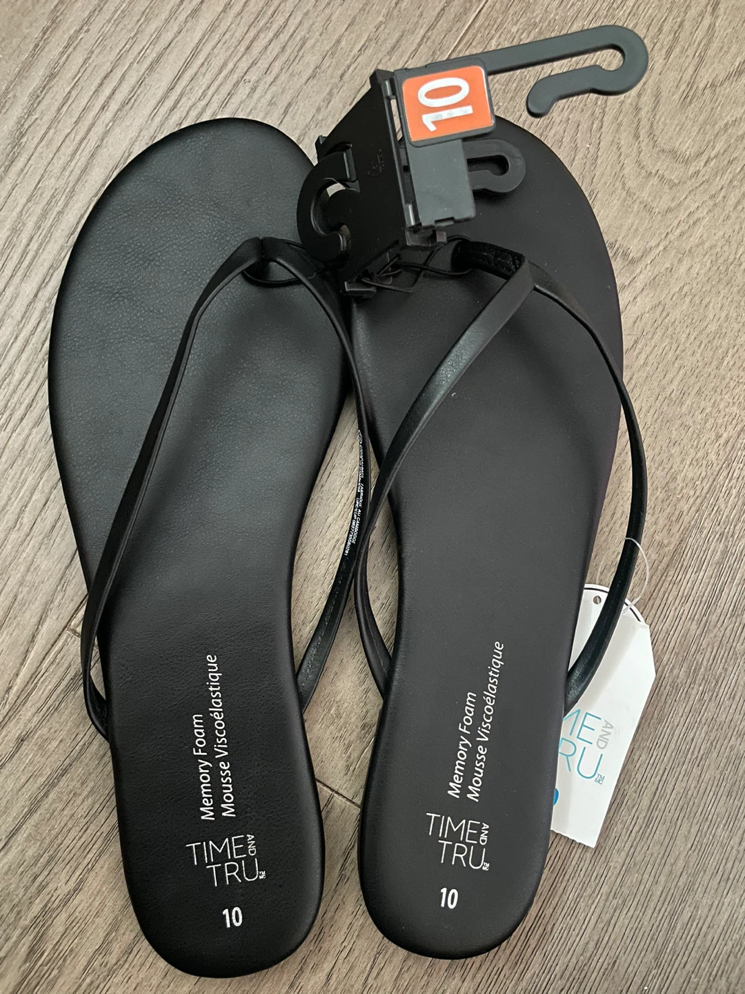 NEW! Women's Flip Flops - Size 10 - photo 3