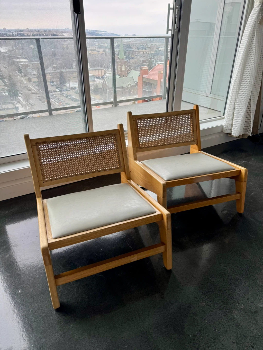 (LAST CHANCE)Wooden lounge chairs with cane back (set of 2) - photo 2