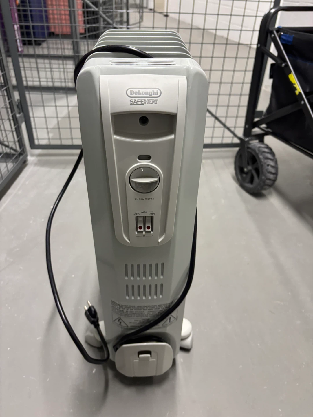 DeLonghi Safe Heat Oil-Filled Radiator Heater