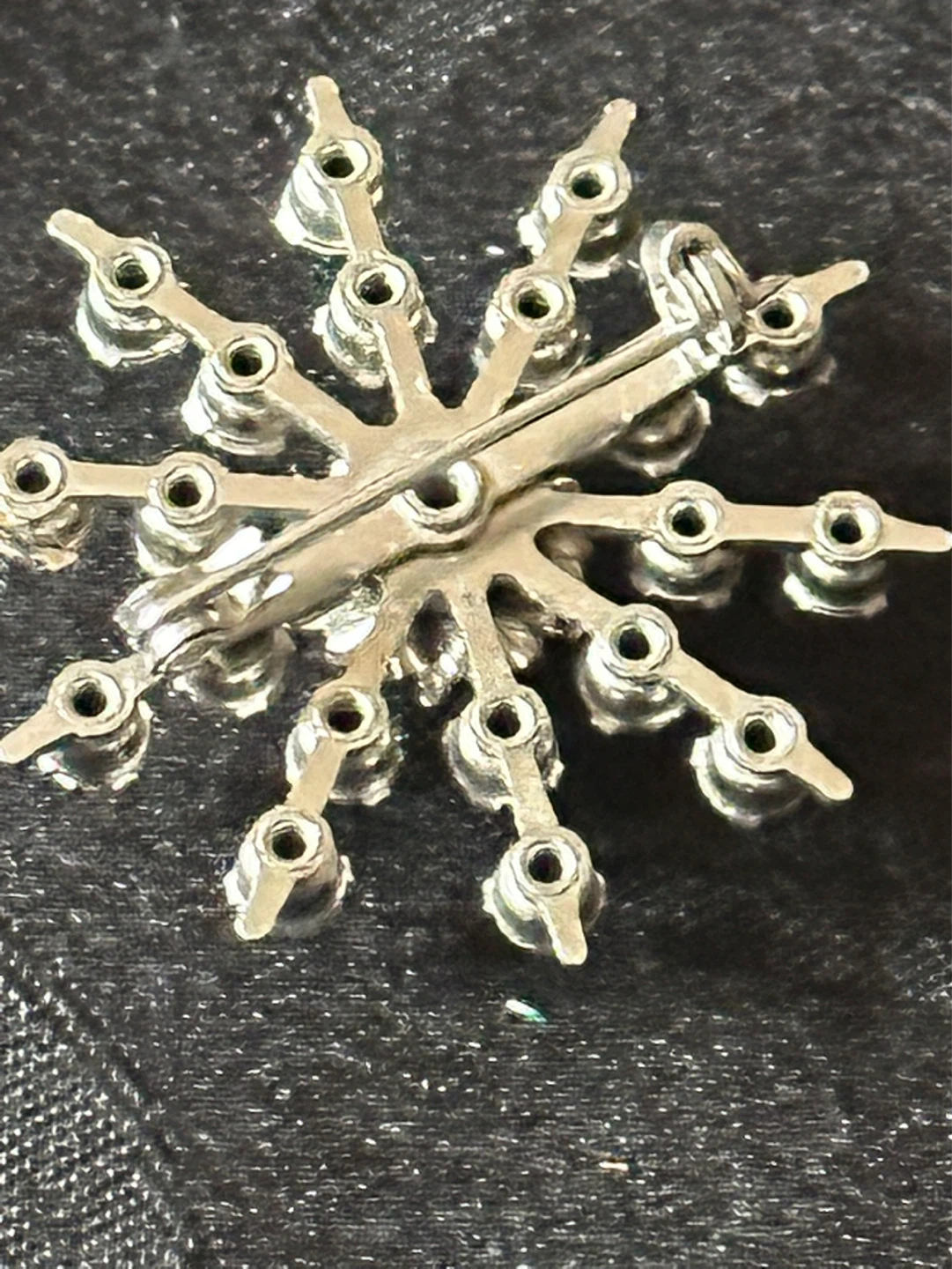 vintage iridescence snowflake brooch - photo 5