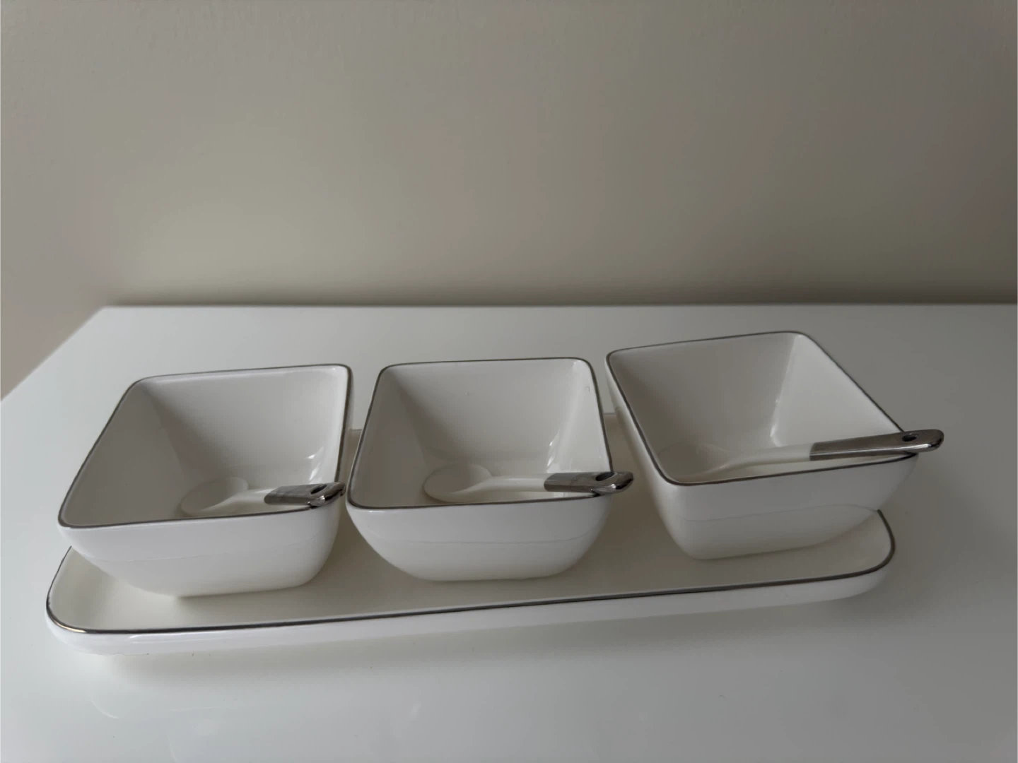 White 3-Piece Snack Bowl Set with Tray and Spoons